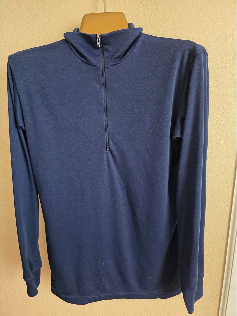 Patagonia Capilene Small Dark Blue Long Sleeve Quarter Zip Base Layer Shirt
